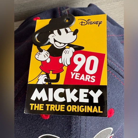 Disney Mickey Mouse Hat NWT Unisex - Picture 3 of 6